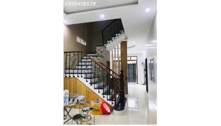 Bán nhà lầu Hiệp Bình Chánh. Hẻm xe hơi, gần ngay vạn phúc city
