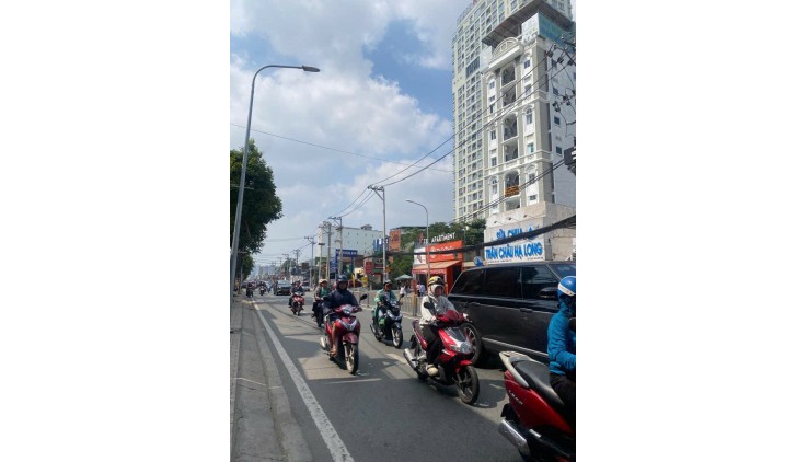 HÀNG HIẾM MT KINH DOANH ĐƯỜNG 79 TÂN QUY