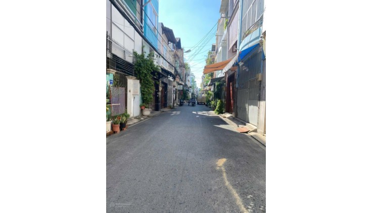 Bán gấp nhà XHT Gò Dầu P.Tân Quý Q.T 45m2 2 lầu sân thượng, giá chỉ 6 tỷ TL