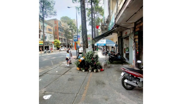 Cho thuê nhà MT 1153 Trần Hưng Đạo, Phường 5, Quận 5