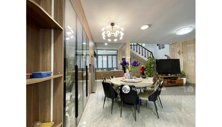 Hot! Nhà phố 4 tầng ngang 7m dài 16m phong cách châu âu - chỉ 15.8 tỷ TL, cách PMH 800m