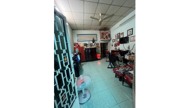HOT CHỈ 4.4 TỶ -[P5Q8] – diện tích 70M2 (5.9 x 13m)-LIÊN TỈNH 5