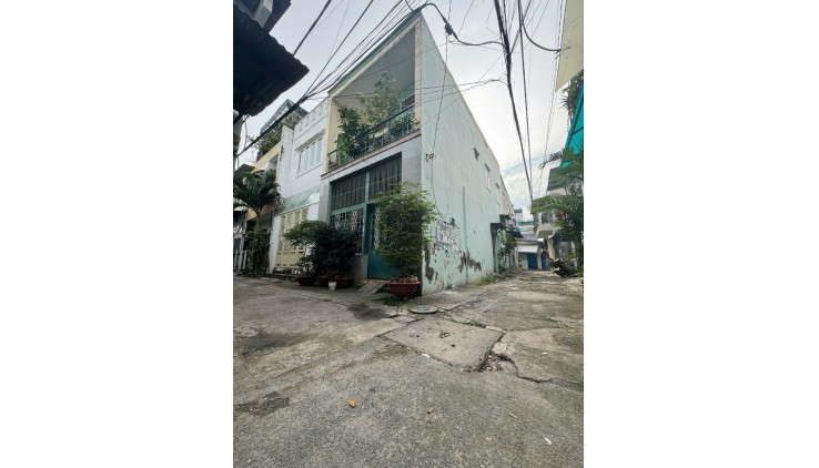 BÁN NHÀ MỚI VỊ TRÍ ĐẸP, XE HƠI ĐỖ CỬA, 2 TẦNG, NGAY TÂY THẠNH, TÂY THẠNH, TÂN PHÚ