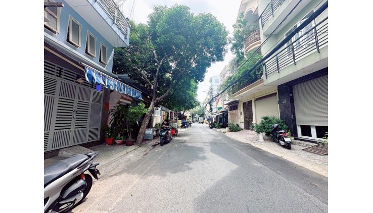 Bán nhà hẻm 8m kinh doanh Cộng Hoà, P13, Tân Bình, 136m2, 2 tầng, giá rẻ