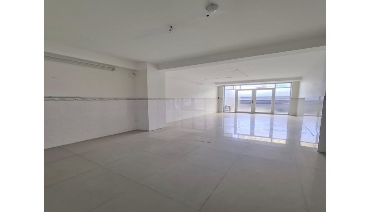 Bán nhà HXH Trịnh Đình Trọng, Phú Trung, Tân Phú, 216m2, 5 tầng, thang máy