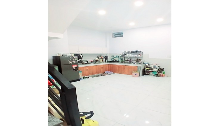 Bán nhà xe hơi đỗ cổng Lê Trọng Tấn, BHH, Bình Tân, 55m2, 2 tầng, sau căn mặt tiền.