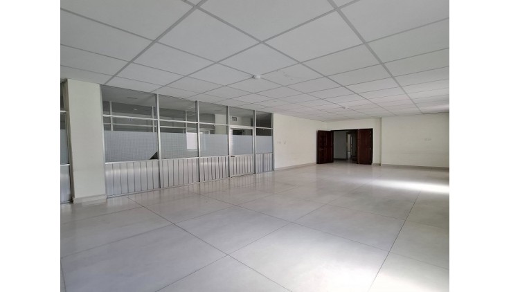 Bán nhà HXH Trịnh Đình Trọng, Phú Trung, Tân Phú, 216m2, 5 tầng, thang máy