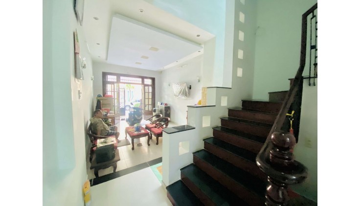 Bán nhà 4 tầng đường số P. Tân Phong, Q7 – DT 73m2 – Đường 14m – Giá chỉ 13,8 tỷ