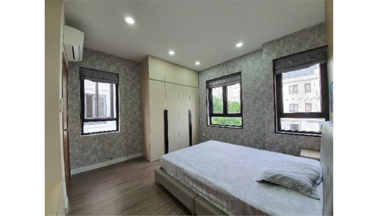 Cực Hiếm! Biệt Thự  4 Tầng, Đặng Văn Bi, Thủ Đức, Sổ Hồng Chính Chủ, Giá Hời!