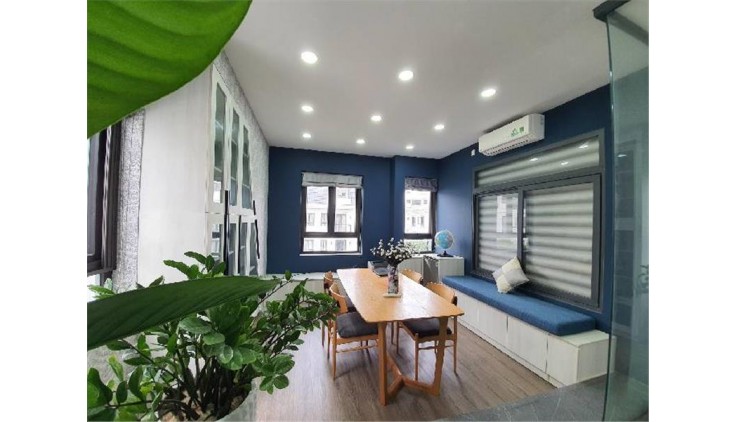 Cực Hiếm! Biệt Thự  4 Tầng, Đặng Văn Bi, Thủ Đức, Sổ Hồng Chính Chủ, Giá Hời!