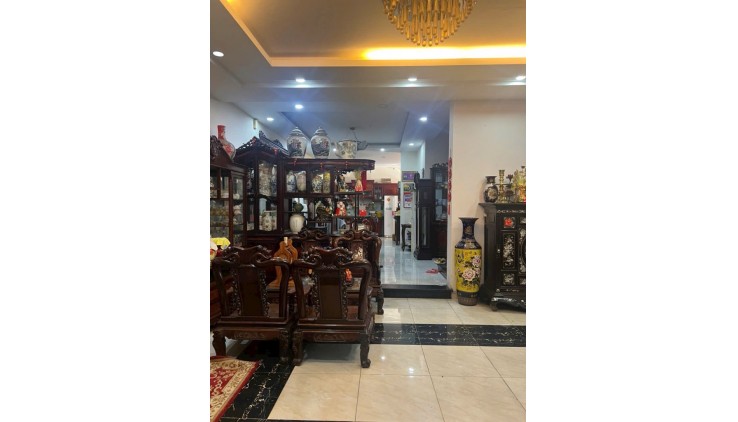 BÁN BIỆT PHỦ LÔ GÓC -MẶT TIỀN ĐƯỜNG SỐ 43 TÂN QUY QUẬN 7