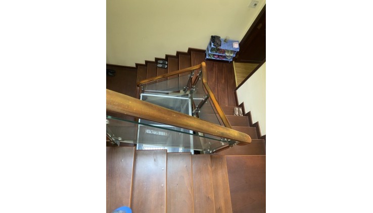 MẶT TIỀN KD NGUYỄN THỊ THẬP, TẦNG 1 CHO THUÊ 17TR/THÁNG. 108M2, 4 TẦNG, 24TỶ