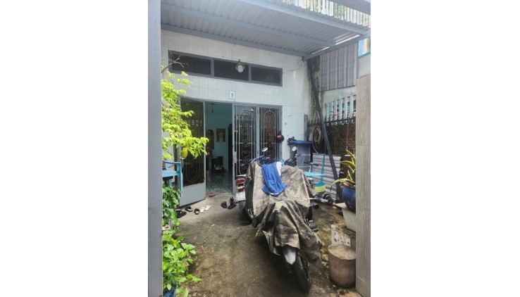 BÁN NHÀ VỊ TRÍ ĐẸP, 2 TẦNG, XE HƠI CHẠY NGAY  TÂN QUÝ, TÂN QUÝ, TÂN PHÚ