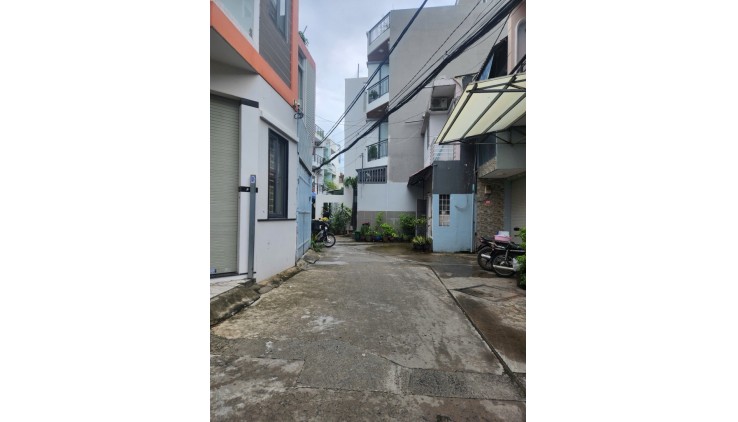 BÁN NHÀ VỊ TRÍ ĐẸP, 2 TẦNG, XE HƠI CHẠY NGAY  TÂN QUÝ, TÂN QUÝ, TÂN PHÚ
