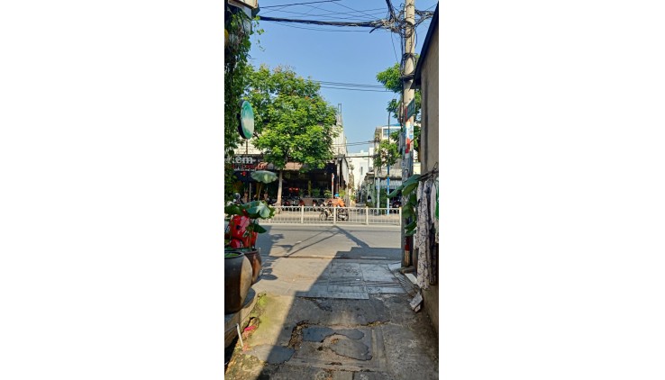 Bán nhà HXH kế Đầm Sen Hòa Bình Q.TP 60m2 2T 4PN kinh doanh tốt chỉ 6 tỷ xx