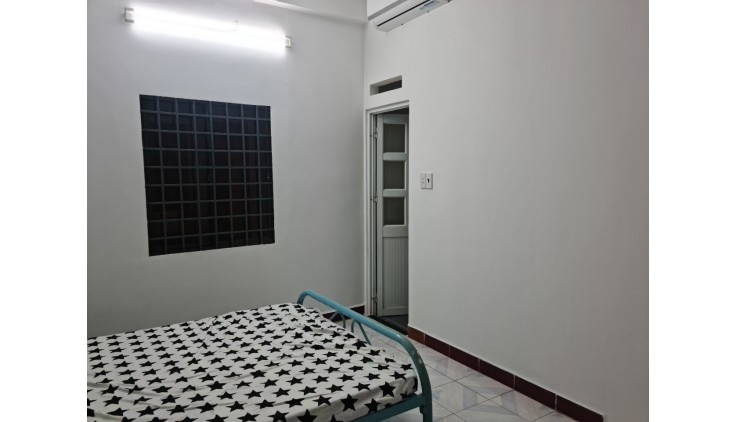 Chính chủ cho thuê phòng (nhà mặt tiền) mới 100% chỉ 3tr đầy đủ nội thất đường Thân Nhân Trung, Tân Bình