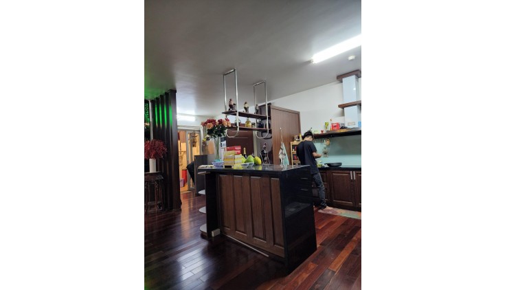 Nhà thông bàn cờ HXT Nguyễn ĐÌnh Chiểu Q3, 5 tầng, 36m2 Nở hậu, Chỉ 10 tỷ TL