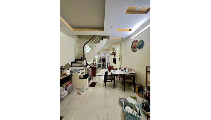 MTKD NHỘN NHỊP NGUYỄN VĂN QUÁ QUẬN 12- 96M2- 5PN- CHO THUÊ 19TR- NHỈNH 9 TỶ TL