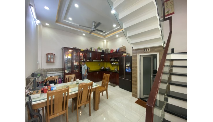 Bán nhà đường Lý Tế Xuyên, Phường Linh Đông Thủ Đức