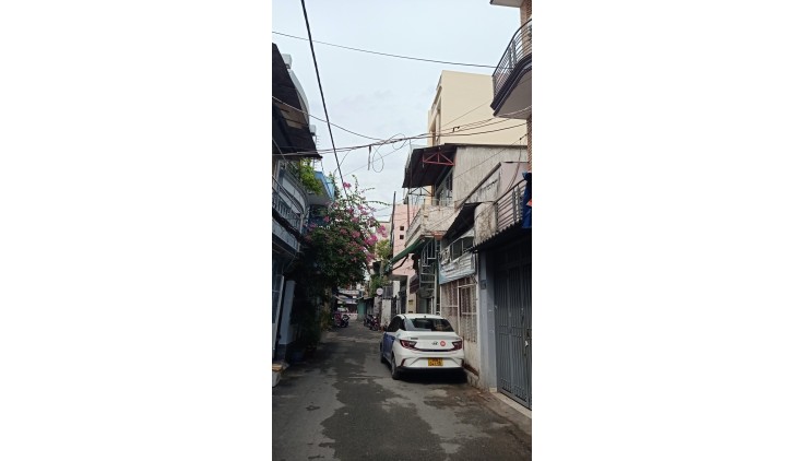 BÁN NHÀ 3 TẦNG, 67M2, HXH thông Tân Kỳ Tân Quý Q.TP chỉ 6TỶ SHR