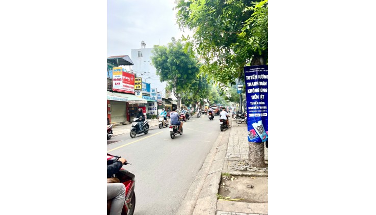 MẶT TIỀN KINH DOANH ĐHT 2 QUẬN 12- DT TO 203 M2 NGANG LỚN 7,6M CHỈ HƠN 60TR MÉT VUÔNG 13 TỶ TL