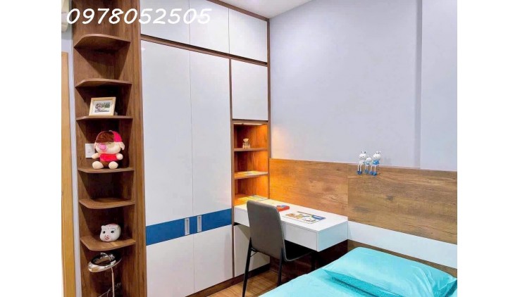 Bán chung cư 2PN2WC full nội thất, ngay cạnh nhà ga metro Bến Thành Suối Tiên