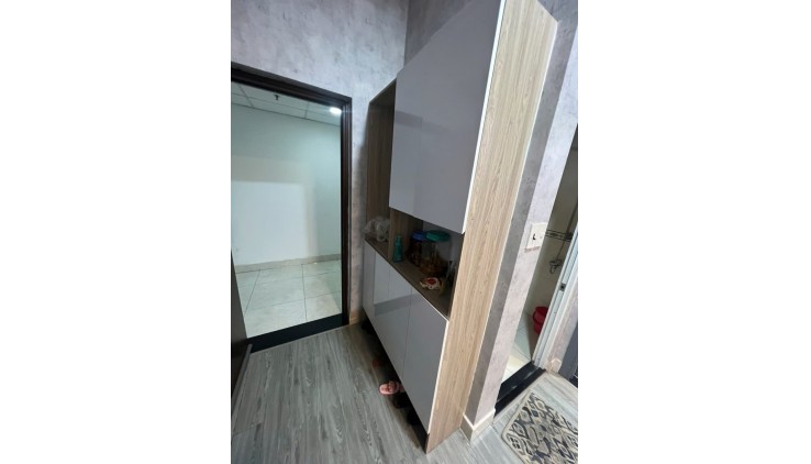 Bán căn hộ Quận 2 57m2 giá 1,850 full thuế phí sổ. nhà đẹp, tầng thấp lh :0986647779