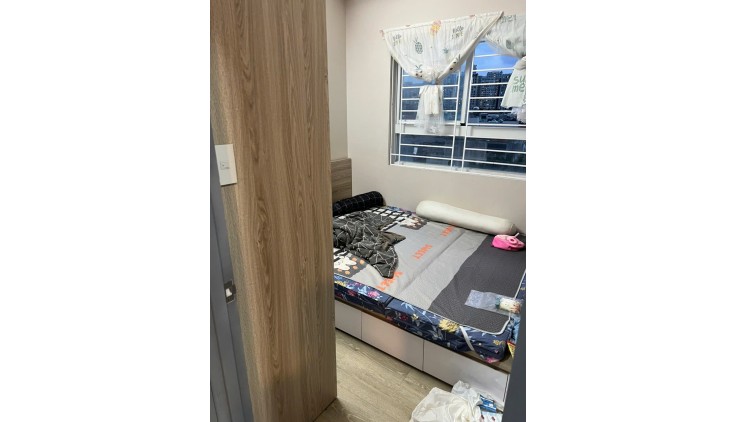 Bán căn hộ Quận 2 57m2 giá 1,850 full thuế phí sổ. nhà đẹp, tầng thấp lh :0986647779