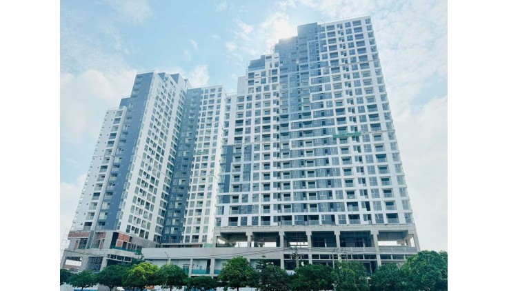 8 suất nội bộ căn hộ D-Homme Hồng Bàng Q6 cần bán gấp 2PN giá 4,5 tỷ. CĐT 0909427467