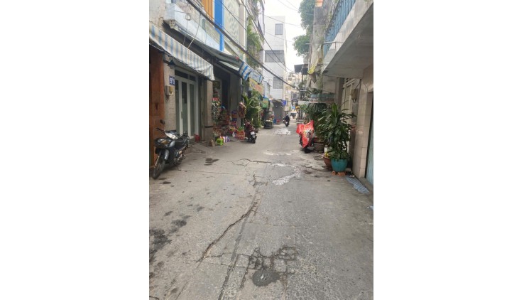 CHỈ 7.8 TỶ [P3Q8], NHÀ 3 TẦNG ĐẸP,DT 50M2 (3.5 X 14M) - HẺM Ô TÔ,  DẠ NAM.