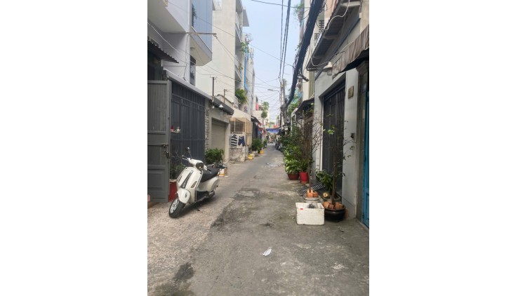 NHÀ ĐẸP CẠNH ĐƯỜNG NGUYỄN DUY - 69M2 ( 4.6 X 14) - 4 TẦNG CHỈ 8.8 TỶ