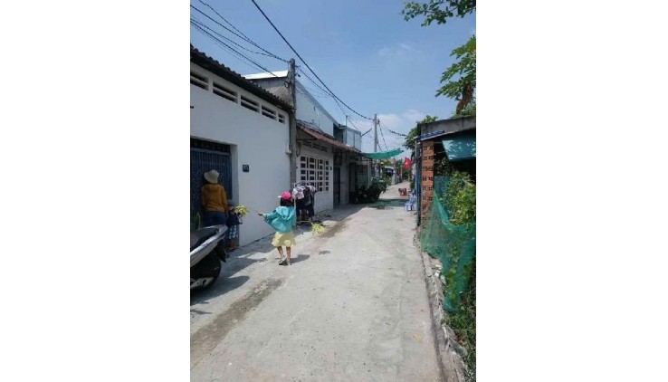 Bán nhà Tỉnh lộ 43, Thủ Đức, cấp 4, 68m2 giá 4.5 tỷ