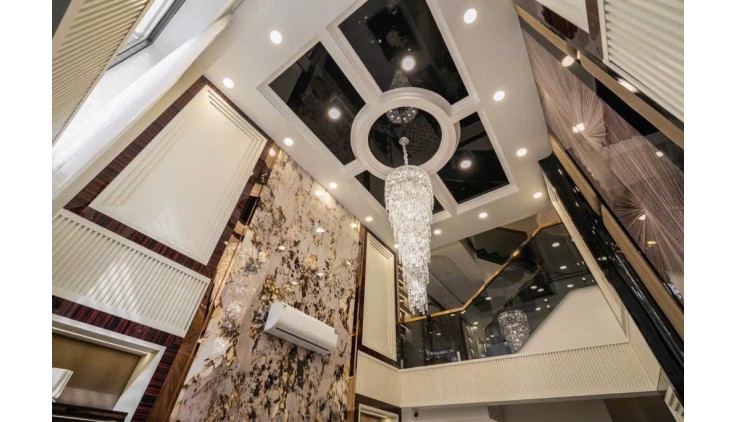 Biệt thự Nguyễn Thị Thập Q7
Siêu Sang kiệt tác thời gian 
NGANG 4 DÀI 20 
CÓ 17 TỶ