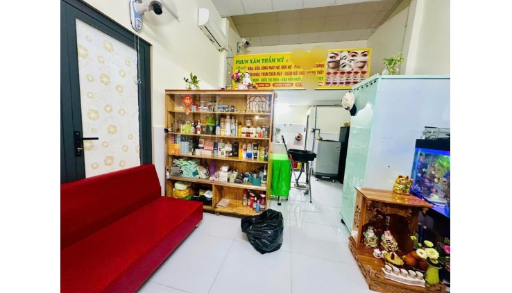Bán nhà VTKD 8M Phú Thọ Hòa quận Tân Phú Dt 83-  4.1 x 20 chỉ 7.8 ty tl