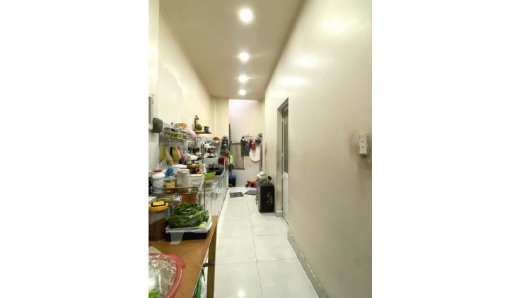 Bán nhà Phạm THế Hiển(4.6x17) 4pn ngộp bank phường 6 quận 8 chỉ nhỉnh 8 tỷ