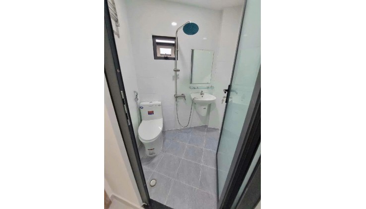 SÁT MẶT TIỀN  HOÀNG DIỆU Q4 
NGANG 3.12 X 9 
ĐÚC MỚI 4 TẤM CÓ 4 TỶ