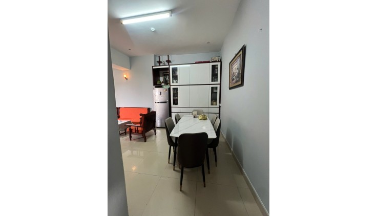 Nhượng lại căn hộ 2 PN chung cư Lương Định Của
