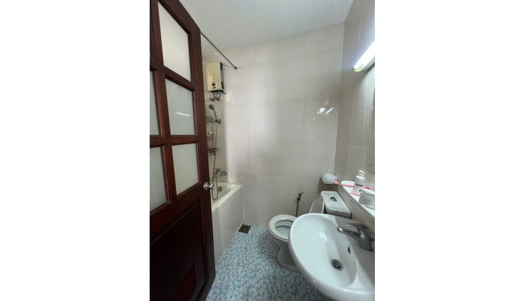 Nhượng lại căn hộ 2 PN chung cư Lương Định Của
