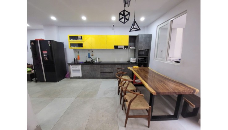 Bán Nhà đường Ba Đình - ngay cầu Chà Và, giáp Q5, 4.7x21m, 2 Tầng, HĐT 20tr, 6.6 tỷ