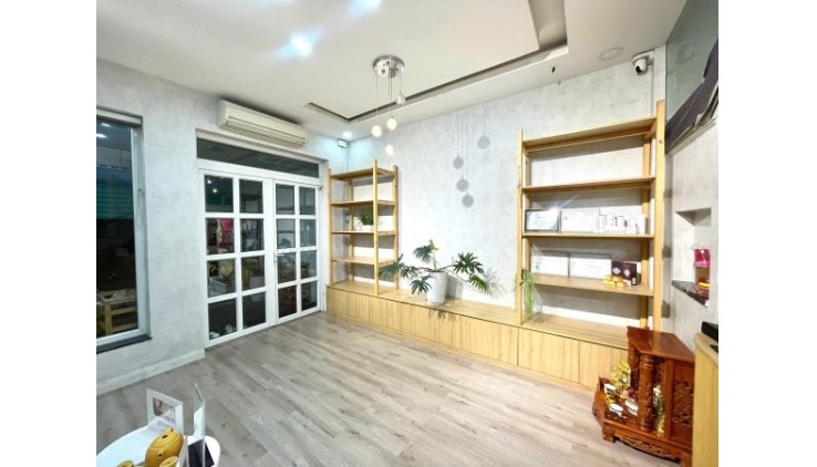 Quận Tân Bình, Sang Rẻ 98 tr, Spa Decor Bao Đẹp – Mới Gân Khu Vip Sân Bay, Tel : 0765077088 ( Chính chủ )