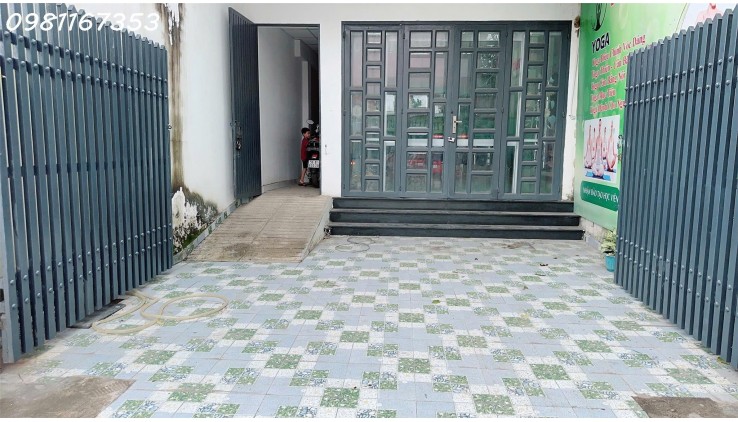 Cho thuê nhà nguyên căn mặt tiền đường Lã Xuân Oai phường Long Trường, Quận 9, TP Hồ Chí Minh