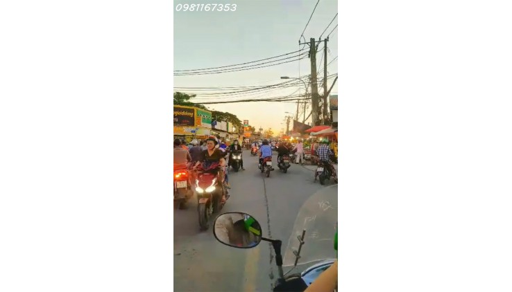 Cho thuê nhà nguyên căn mặt tiền đường Lã Xuân Oai phường Long Trường, Quận 9, TP Hồ Chí Minh