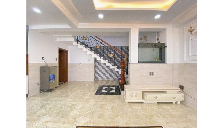 Bán nhà Biệt thự Mini Phạm Văn Hai - ngay Trường Sa, DT: 7x9m, 5 Tầng - 4PN 11.9 tỷ
