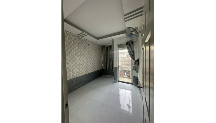 Bán nhà 32m2  4 tầng 4 pn sân thượng Tám Danh phường 4 quận 8 chỉ 4,8 tỷ