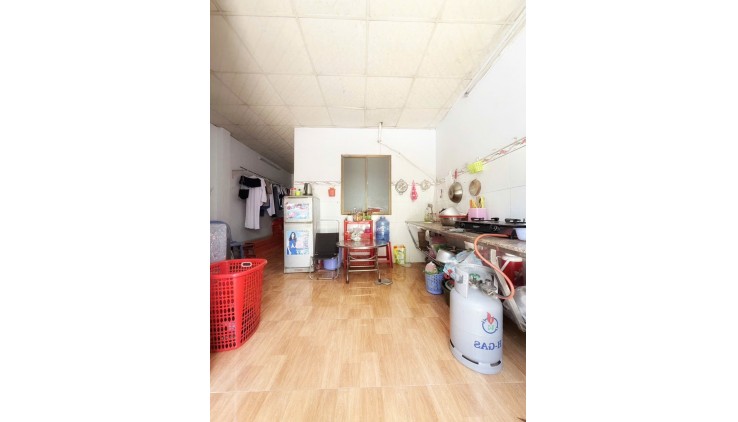 Bán nhà vị trí đẹp 8M thông Tân Hương quận Tân Phú 4 x 18 chỉ 7,1 tỷ tl