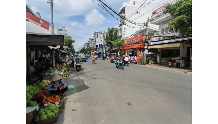 NHÀ ĐẸP Ở NGAY - FULL NỘI THẤT - SÁT CHỢ TÂN TRỤ P.15, TÂN BÌNH