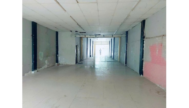 Bán nhà mặt phố (4/6x30) nở hậu phong thủy Phạm Thế Hiển phường 4 quận 8 chỉ 22 tỷ