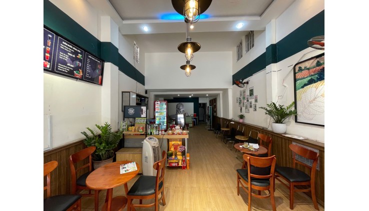 Quận Bình Thạnh ! QUÁN CAFÉ NHƯỢNG QUYỀN ROVIS ĐẸP LẮM , SANG RẺ CHỈ 189 tr ( Ngang 4,7m x 22m ), Lề Đường 5m, Tel : 0965107795 ( chính chủ )