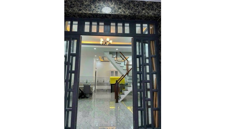 Nhà mới đường xe hơi 
cách nhà 10 m
nguyễn Thị Thập tân quy Q7 
Ngang 5 x10.5