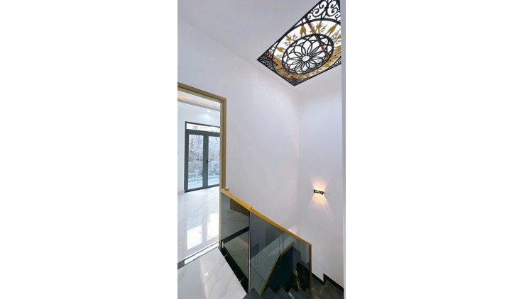 SÁT MẶT TIỀN ĐƯỜNG Q4  THÔNG ĐƯỜNG KHÁNH HỘI 

NGANG 3.4 DÀI 12  - XÂY MỚI 2 TẤM 

HƠN 4 TỶ